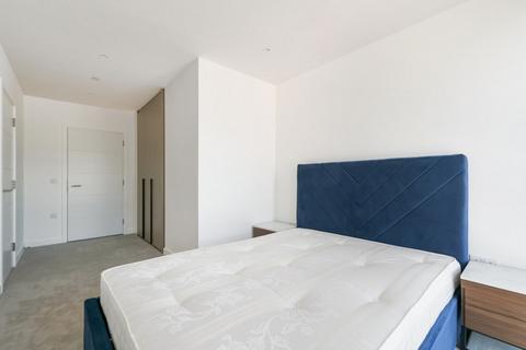3 bedroom apartment to rent, Pullman House, London, HA9