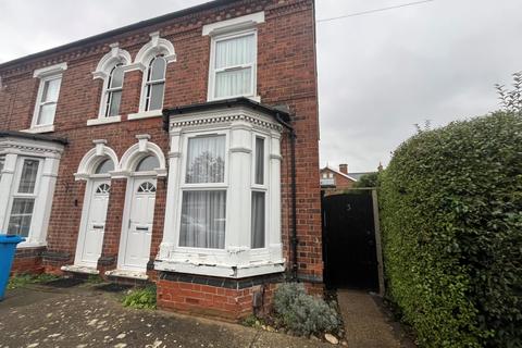 2 bedroom semi-detached house to rent, Elm Avenue, Long Eaton, Nottingham, NG10