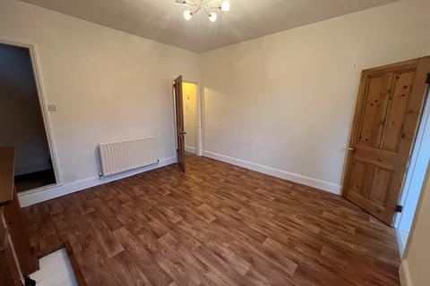 2 bedroom semi-detached house to rent, Elm Avenue, Long Eaton, Nottingham, NG10