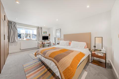 undefined, Beechcroft Avenue, London, NW11
