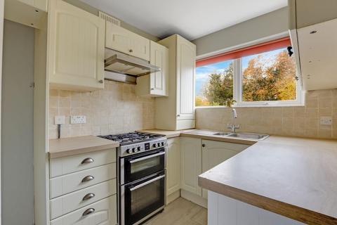 2 bedroom flat for sale, Meadowview Road, Catford
