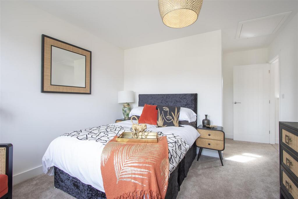 Master Bedroom 2.jpg