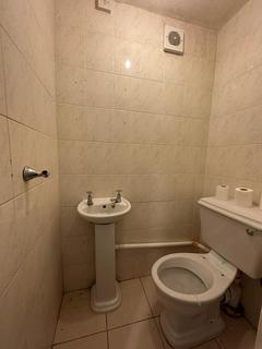 4 bedroom semi-detached house to rent, Forburg road, London N16