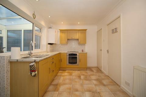 2 bedroom terraced house to rent, St. Bernards Close, Shepshed, LE12