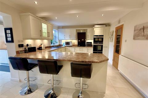 3 bedroom end of terrace house for sale, Paddock Gardens, Lymington, SO41
