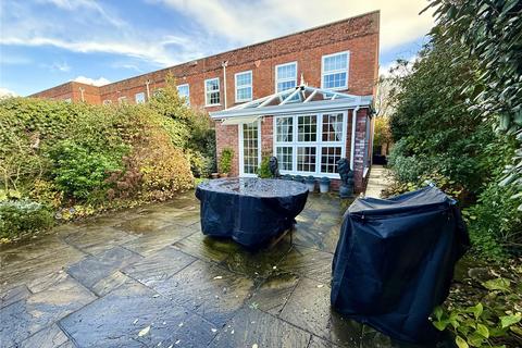 3 bedroom end of terrace house for sale, Paddock Gardens, Lymington, SO41