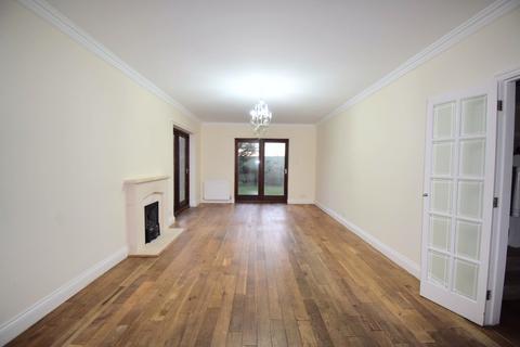 undefined, First Avenue, Frinton-on-Sea CO13