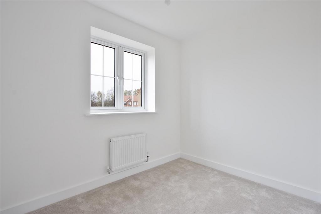 Bedroom 4.jpg