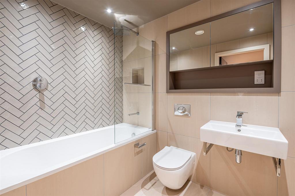 Family bathroom
