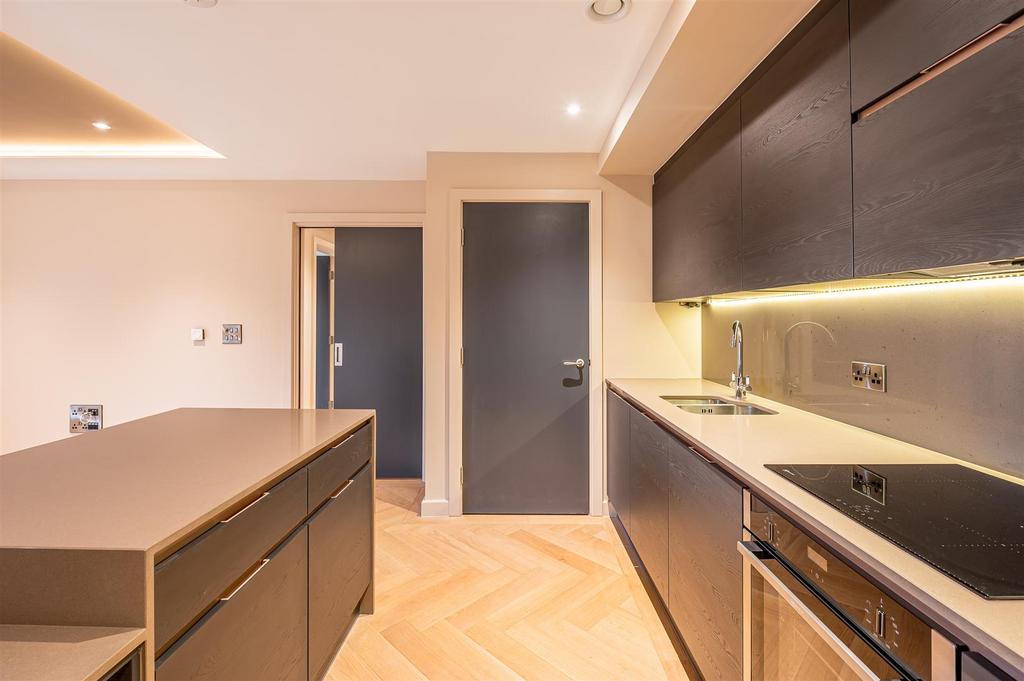 Fitted kitchen