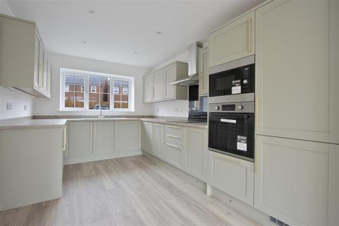 4 bedroom detached house for sale, Hawthorne Meadows, Chesterfield Rd, Barlborough
