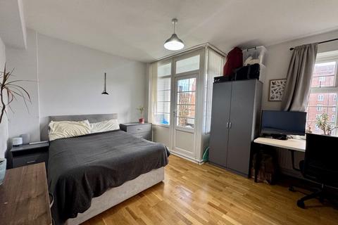 5 bedroom flat to rent, Candida Court, Clarence Way, London, NW1