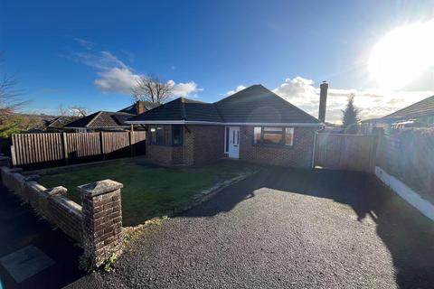 undefined, Ilynton Avenue, Firsdown, Salisbury