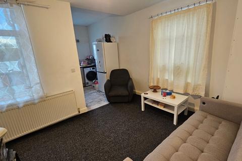 1 bedroom apartment to rent, High Street, Barnsley