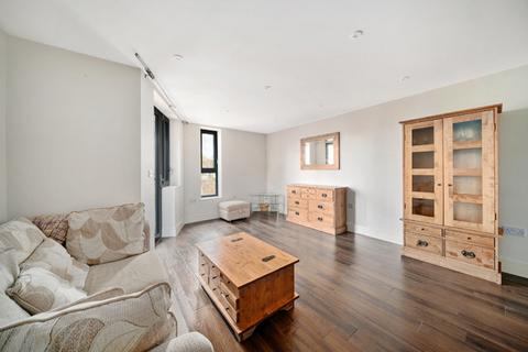 1 bedroom flat for sale, Gutenberg Court, London, SE1