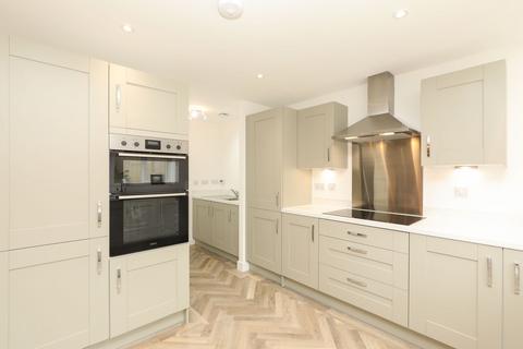 5 bedroom detached house for sale, Emes Road, Chesterfield S42