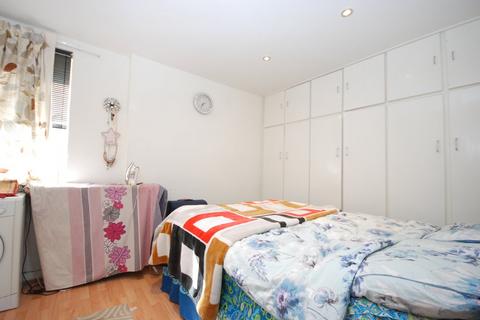 undefined, Effra Court, Brixton Hill SW2