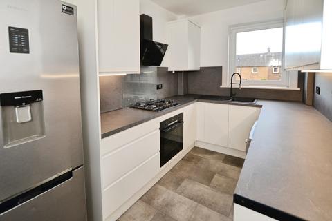 3 bedroom flat to rent, Broomhouse Avenue, Broomhouse, Edinburgh, EH11