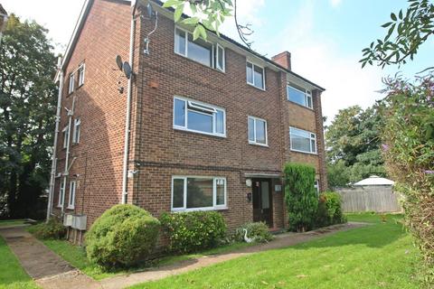 1 bedroom flat to rent, Barnfield Court, Southampton, SO19 9PR