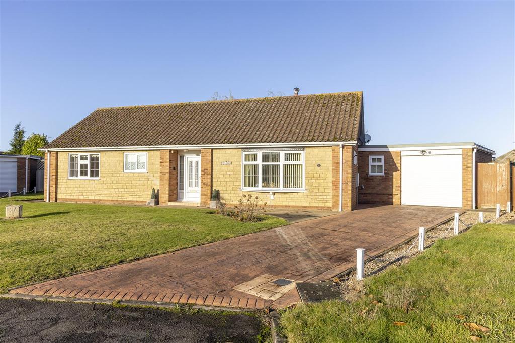 9 Towell Close (Boston)-2.jpg