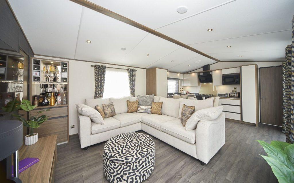 Lounge To Kitchen.jpg