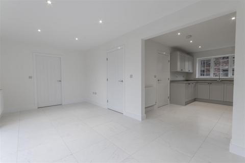 4 bedroom detached house for sale, Hawthorne Meadows, Chesterfield Rd, Barlborough