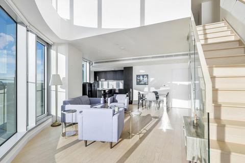 undefined, Charrington Tower, Biscayne Avenue, London, E14