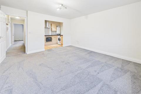 1 bedroom flat for sale, Hersham Road, Walton on Thames