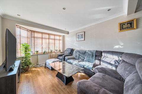 4 bedroom semi-detached house for sale, Welbeck Road, Harrow