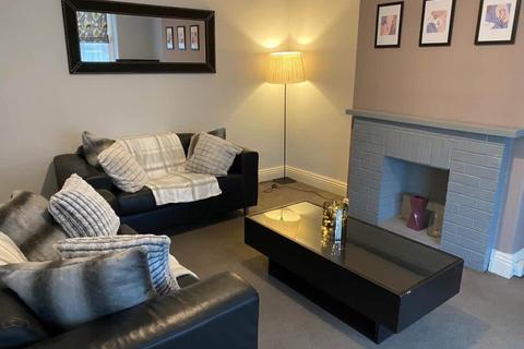 1 bedroom in a house share to rent, Knowle Road  (room 2), West Yorkshire LS4