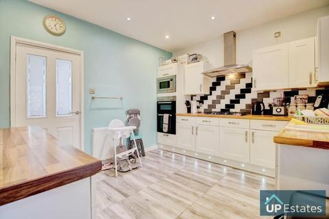 3 bedroom terraced house for sale, Partridge Croft, Courthouse Green, Coventry