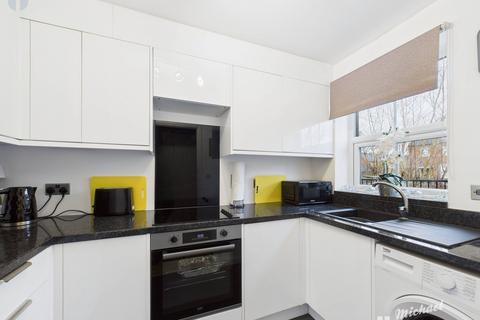 2 bedroom semi-detached house for sale, Lowndes Path, Aylesbury, Buckinghamshire