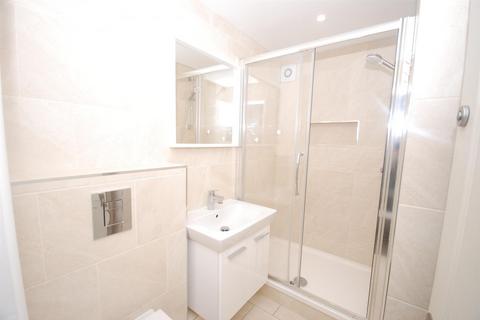 3 bedroom private hall to rent, Barrowfield Lane, Kenilworth