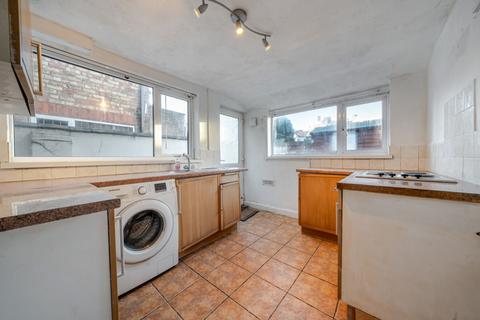 2 bedroom terraced house for sale, Buller Street, Grimsby, DN32