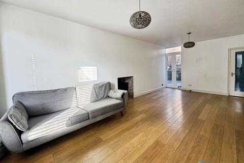 3 bedroom end of terrace house for sale, Greenfield Terrace, Abercynon, Mountain Ash, CF45 4TL