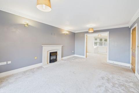 4 bedroom detached house for sale, Spion Kop, Leicester LE2