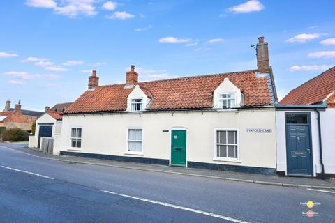 2 bedroom semi-detached house for sale, Pinfold Lane, Sleaford NG34