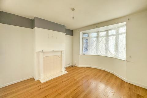 3 bedroom semi-detached house for sale, Stourbridge Road, Dudley, West Midlands