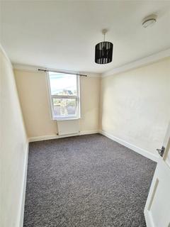 2 bedroom flat to rent, Pembroke Road, Devon TQ1