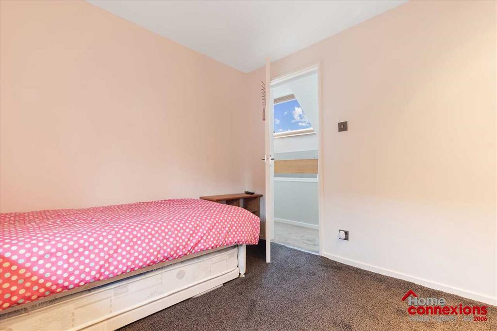 Bedroom Two (2)