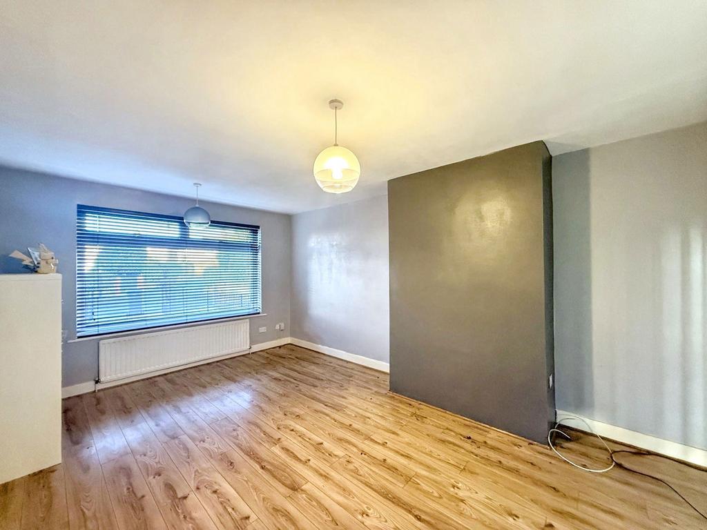 House in Newcastle upon Tyne, Tyne and Wear - View 2
