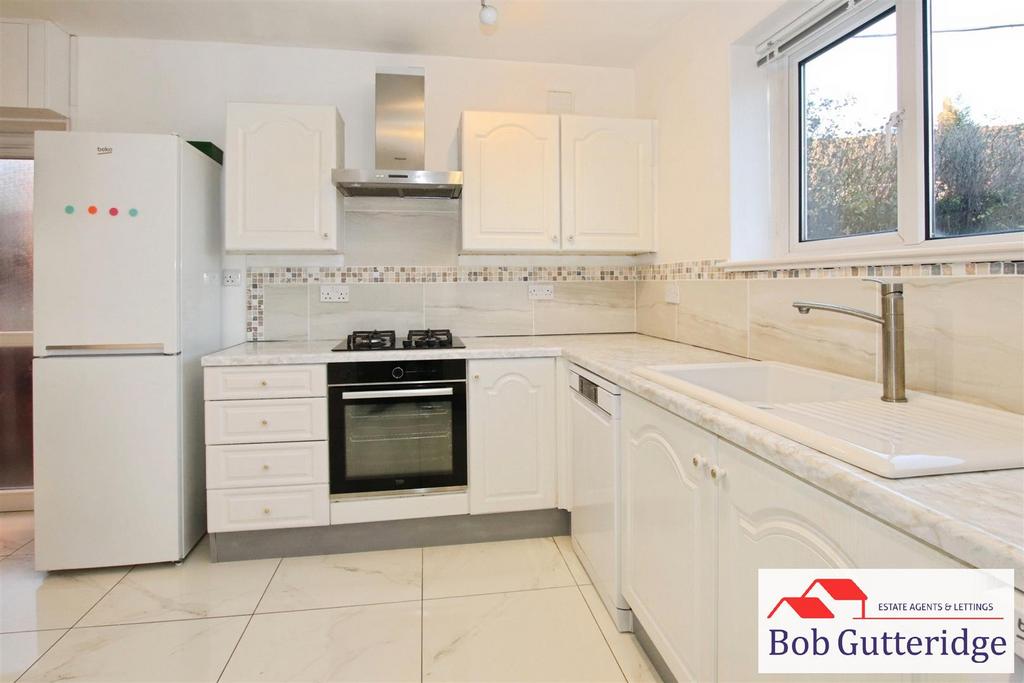 Fitted kitchen