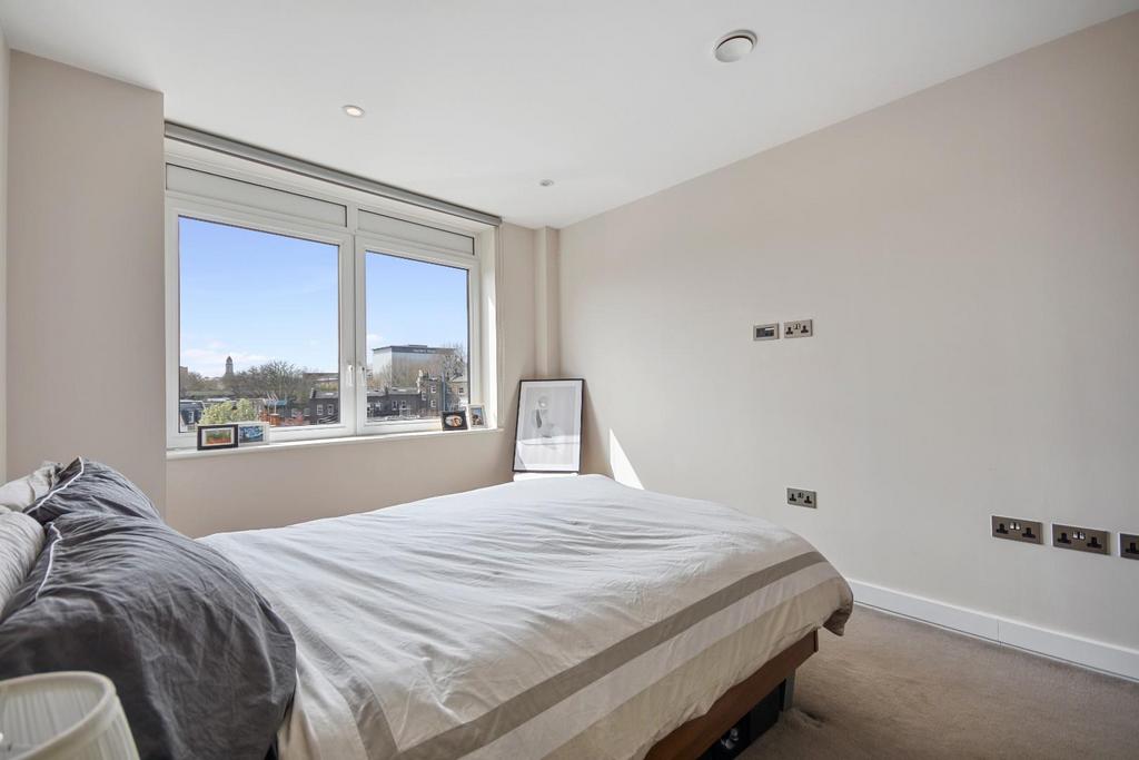 Bedroom Angle3-1.jpg