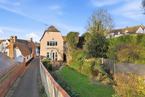 4 bedroom detached house for sale, The Pightle, Finchingfield, Braintree, Essex, CM7
