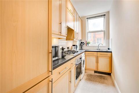 1 bedroom flat to rent, Lavender Hill, London SW11