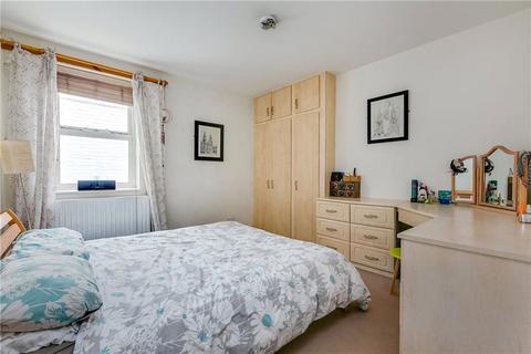 1 bedroom flat to rent, Lavender Hill, London SW11