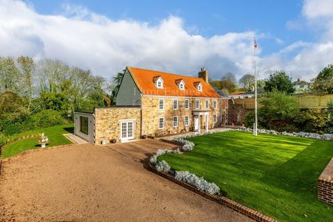 undefined, Langley House
