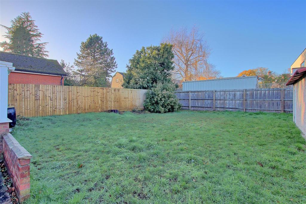 Garden 2.jpg