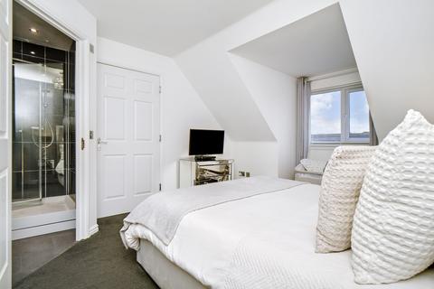4 bedroom townhouse for sale, 12 Fullarton Bank, Tranent, EH33 1EY