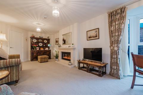 2 bedroom apartment for sale, Centennial Place, Knutsford